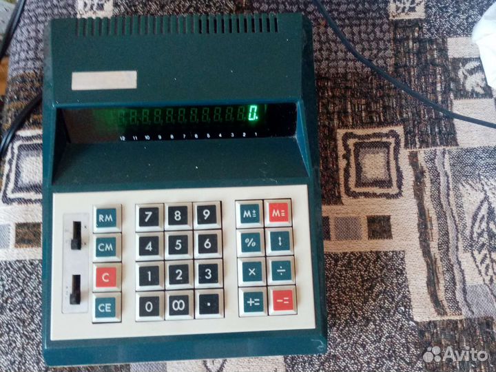 Раритетный сетевой калькулятор (Италия)