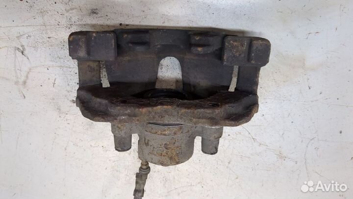 Суппорт правый передний Ford C-Max