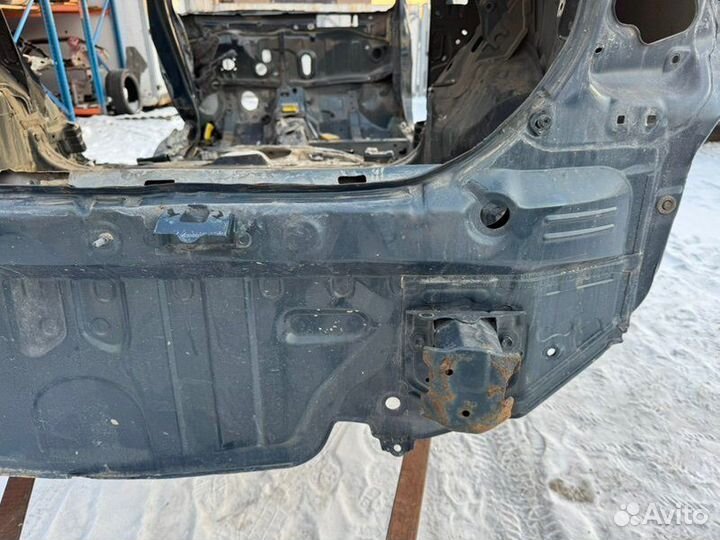 Панель кузова задний Toyota Corolla ZRE151L 1zrfe