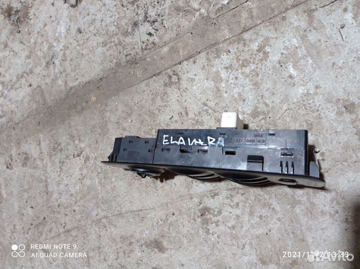 Блок стеклоподьемников Хендай Элантра XD