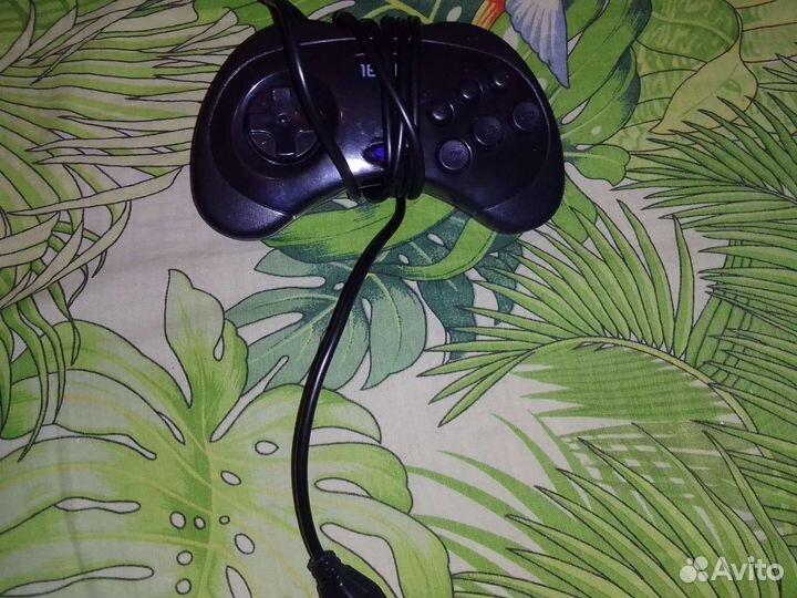 Джостики от sega. В наличии 2 штуки