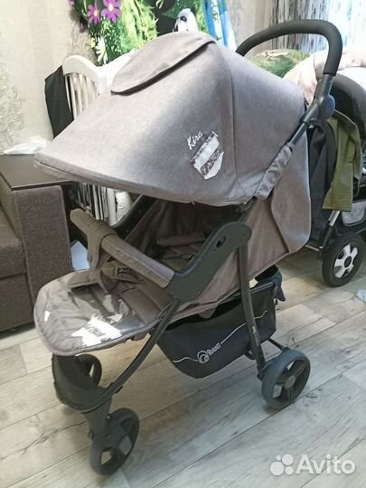 Прогулочная коляска