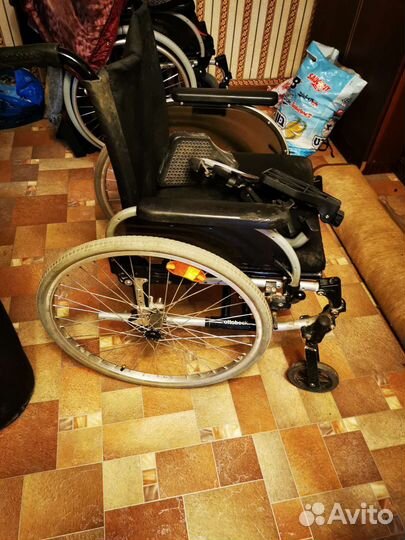 Инвалидная коляска складная бу