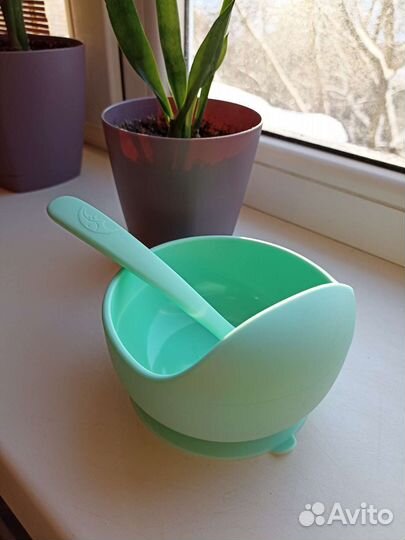 Продам набор тарелка+ложка из силикона, новый