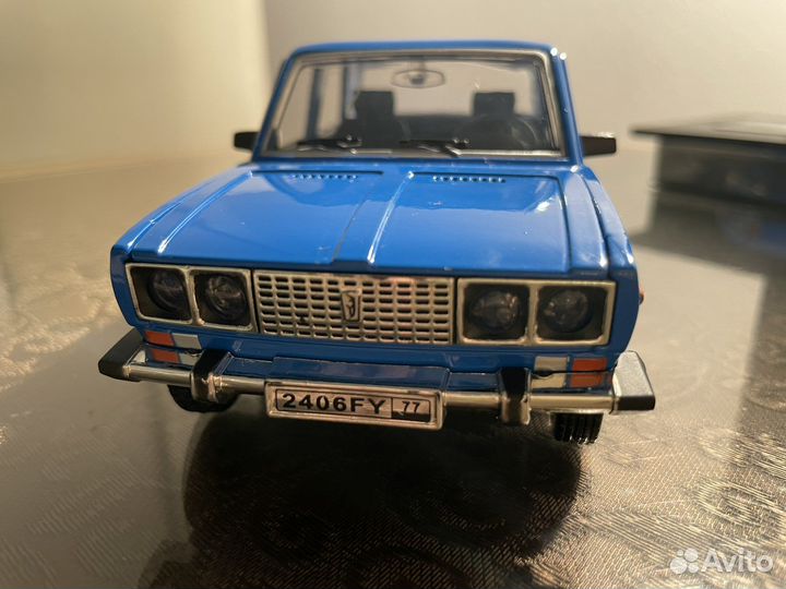 Металическая машинка