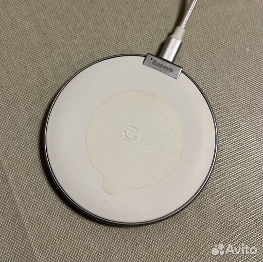 Беспроводное зарядное устройство Baseus