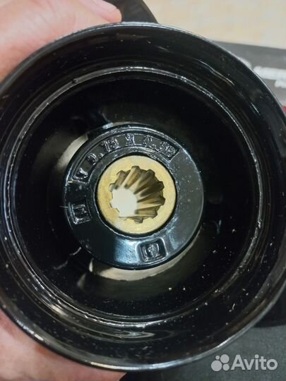 Винт на лодочный мотор