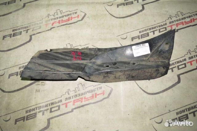 Подкрылок mazda demio DY3R DY3W DY5R DY5W B R D350