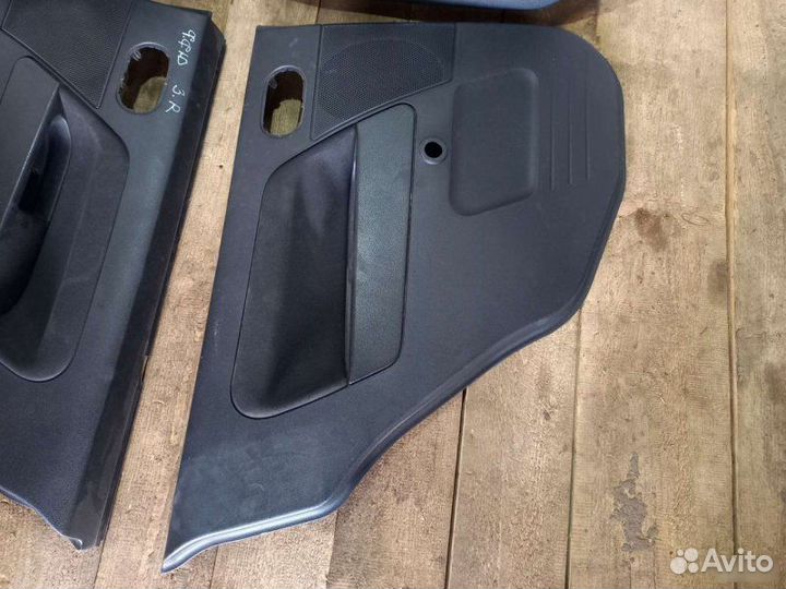 Карта двери Ford Fusion хэтчбэк 1 2005