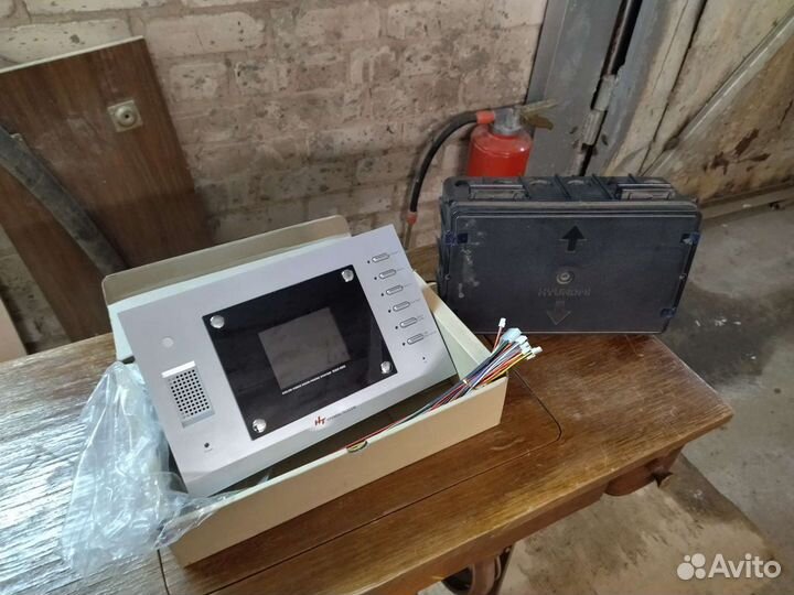 Видеодомофон Hyundai HAC-500