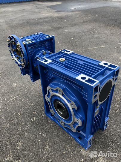 Мотор-редуктор двух и одноступенчатый