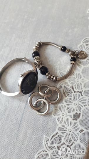 Отдам коробку вещей