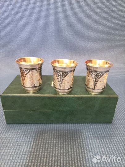 Набор из 3-х серебряных стопок Кубачи