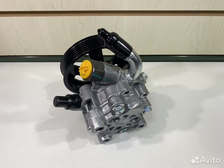Насос гидроусилителя Toyota 1zzfe