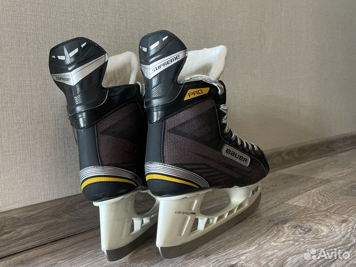 Хоккейные коньки bauer lightsspeed PRO
