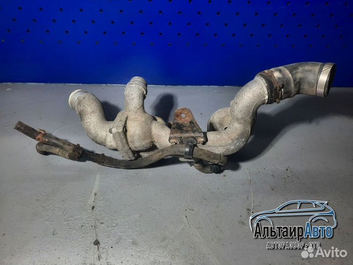 Корпус термостата Range Rover 3 4.2 428PS