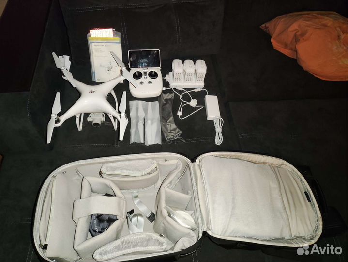 Квадрокоптер Dji phantom 4 pro