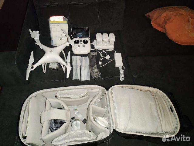 Квадрокоптер Dji phantom 4 pro