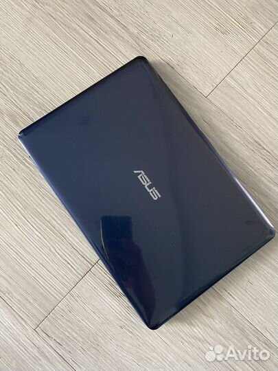 Ноутбук asus