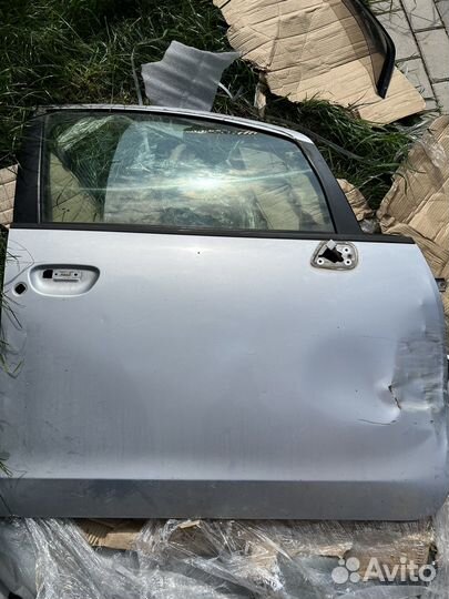 Дверь, ручка, ветровик, стеклоподъемник Colt 2003