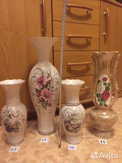 Вазы стекло фарфор с пробками