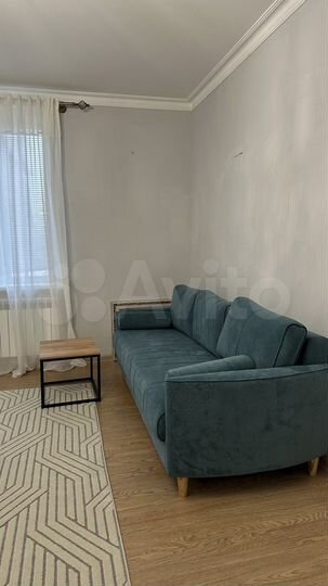 2-к. квартира, 74 м², 6/6 эт.