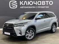 Toyota Highlander 3.5 AT, 2014, 200 680 км, с пробегом, цена 2 620 000 руб.