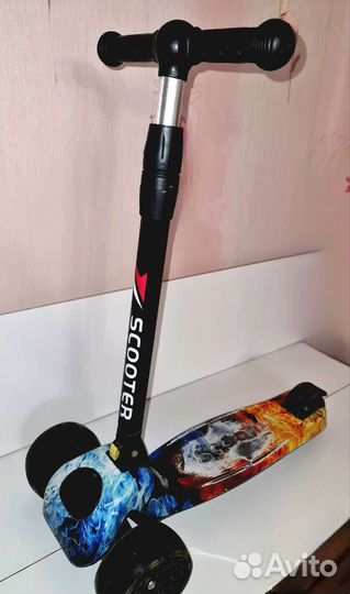 Самокат деткий