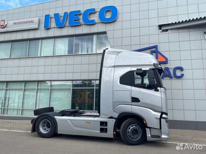 IVECO S-Way 490, 2022