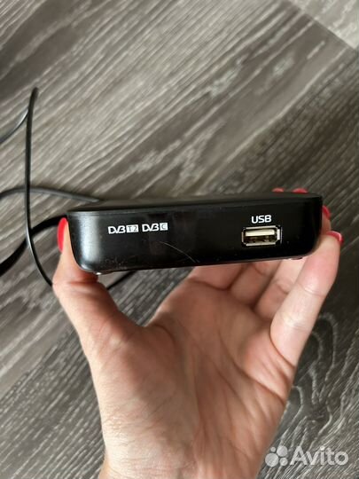 Приставка для цифрового тв iconBIT XDS100 T2