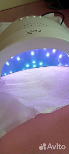 Лампа для сушки ногтей