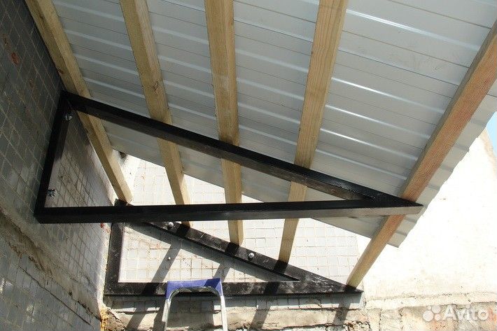 Крыша на балкон с установкой