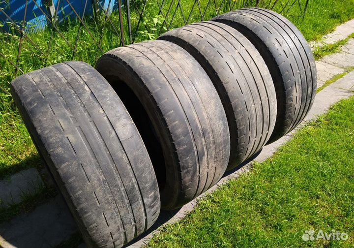 Bridgestone Dueler H/T 225/50 R17