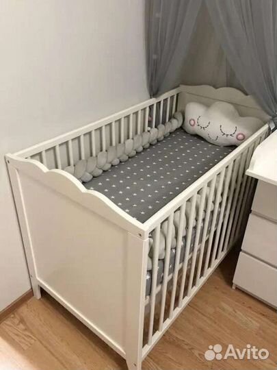 Кровать Икеа Хенсвик