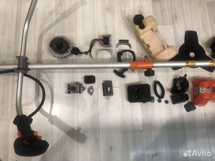 Запачасти на бензокосу SD master bc330s