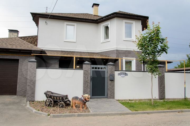 Коттедж 175 м² на участке 7 сот.