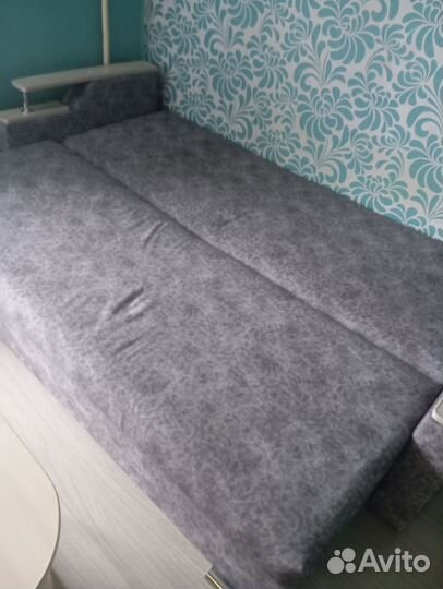 Диван прямой раскладной бу