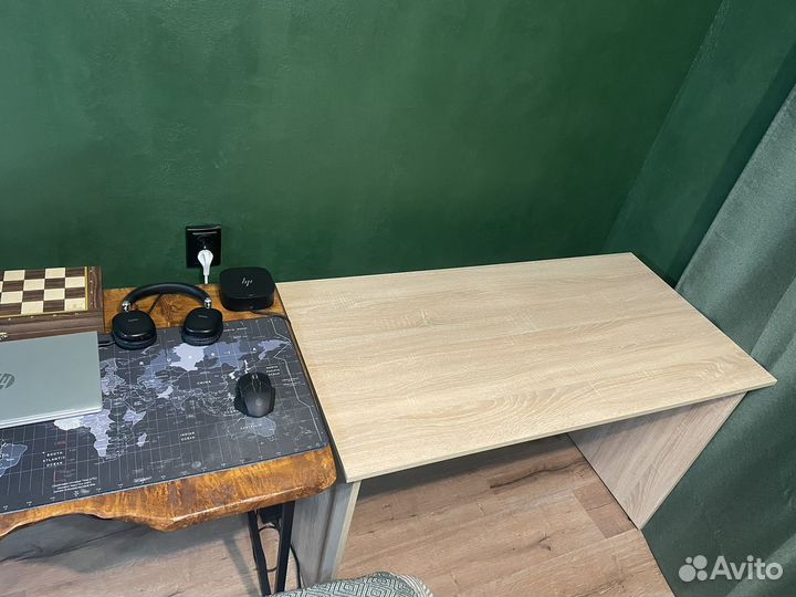 Офисная мебель стол