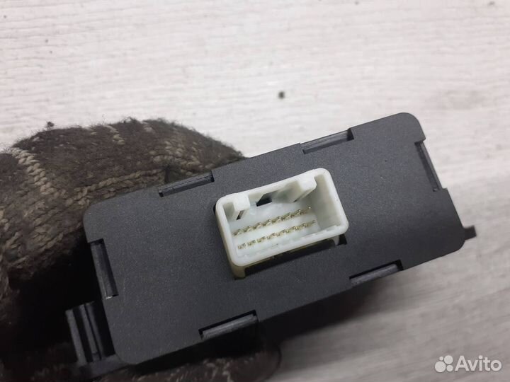 Блок управления парктрониками Duster / Terrano 3