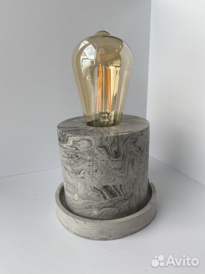 Лампа настольная из гипса