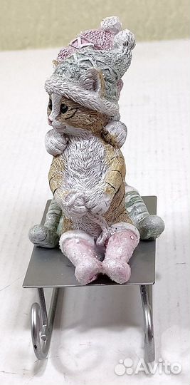 Фигурка коты на санках