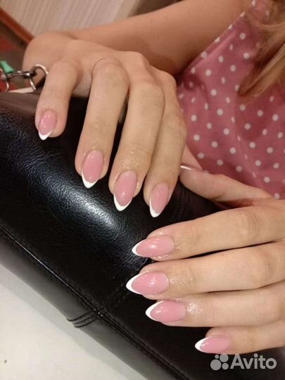 Наращивание ногтей