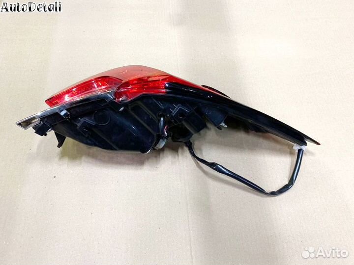Фонарь задний правый Toyota Corolla E210