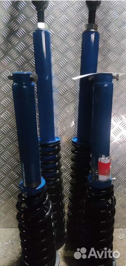 На мерседес W220/CL215 пружинные стойки