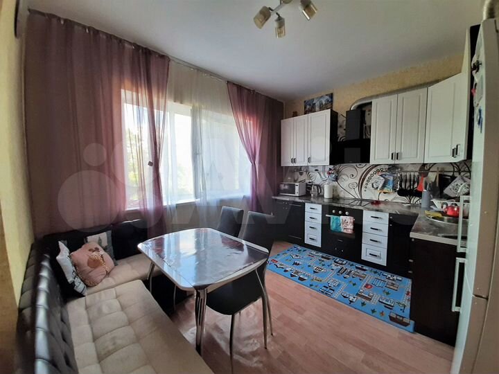 2-к. квартира, 62 м², 5/14 эт.