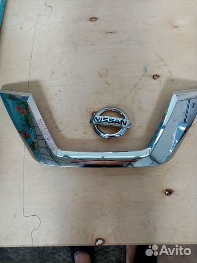 Решетка радиатора nissan X-Trail