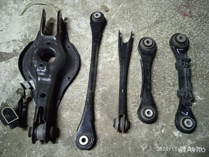 Рычаги задние левая сторона bmw F20
