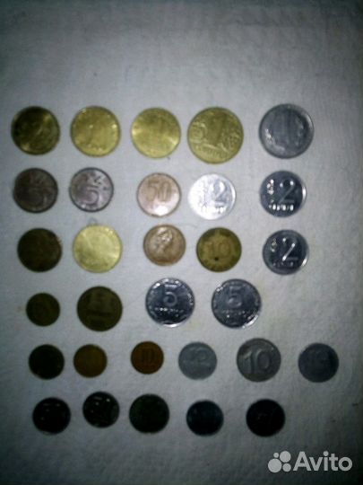 Деньги разные