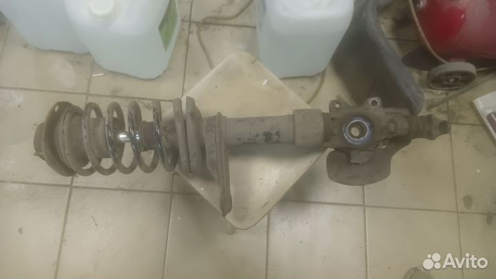 Продам стойки Шеврале Ланос