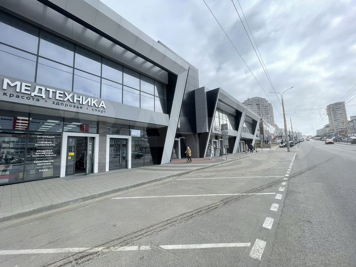 Аренда,ПСН/офисы/торговые,Южный, 1/2 этаж 65/30 м²